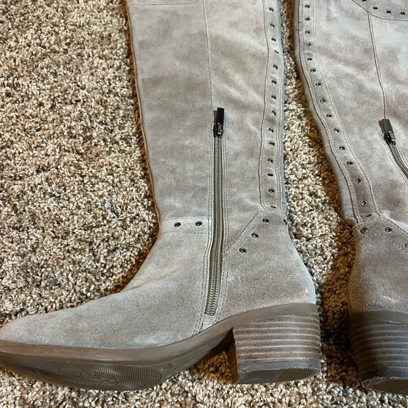 Vince Camuto Bestan Over the Knee Boot Foxy Tan/Gray Suede Size 6 M OTK - Picture 5 of 9